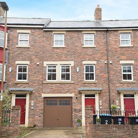 Villa Dalton Crescent Durham Esterno foto